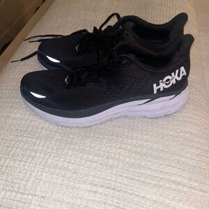 Hoka Clifton 8 size 9 mens